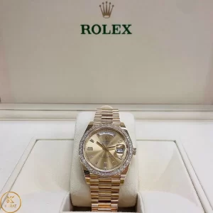 Rolex Day-Date 228398TBR Vàng Khối 18k  Kim Cương Baguette  Chế Tác