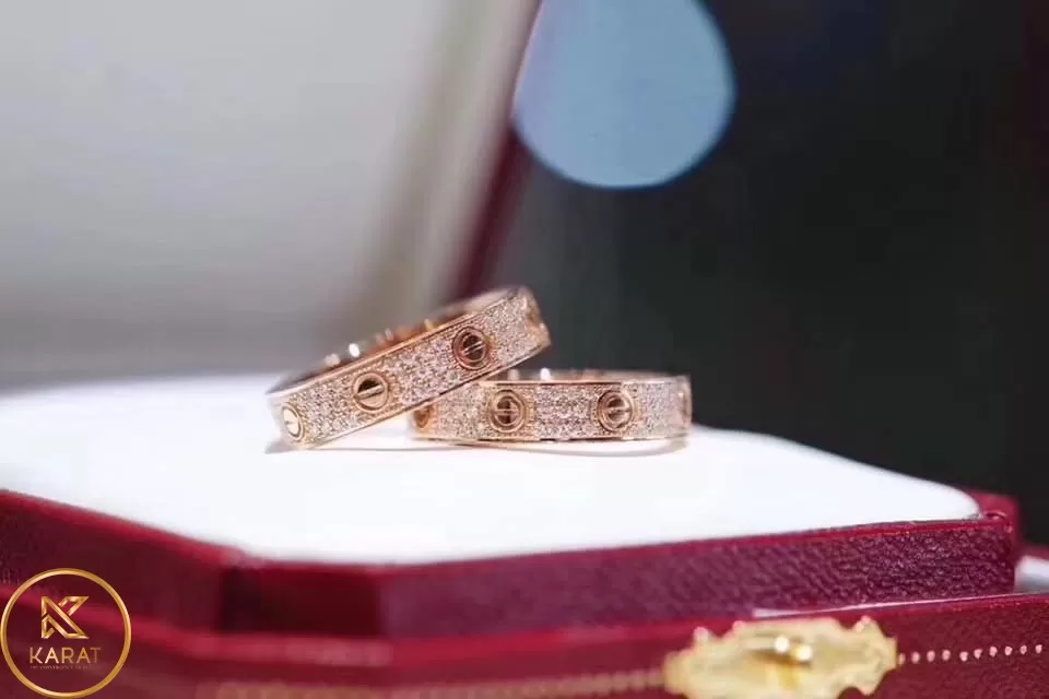 Nhân Nữ Chế Tác Vàng Hồng Đính Kim Cương