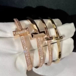 Vòng tay Cartier Chế Tác Vàng Hồng, Kim cương thiên nhiên