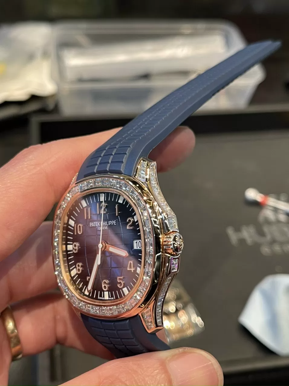 PATEK PHILIPPE AQUANAUT 5167/300R-001 ROSE GOLD 18K KIM CƯƠNG BAGUETTE - Ảnh 4