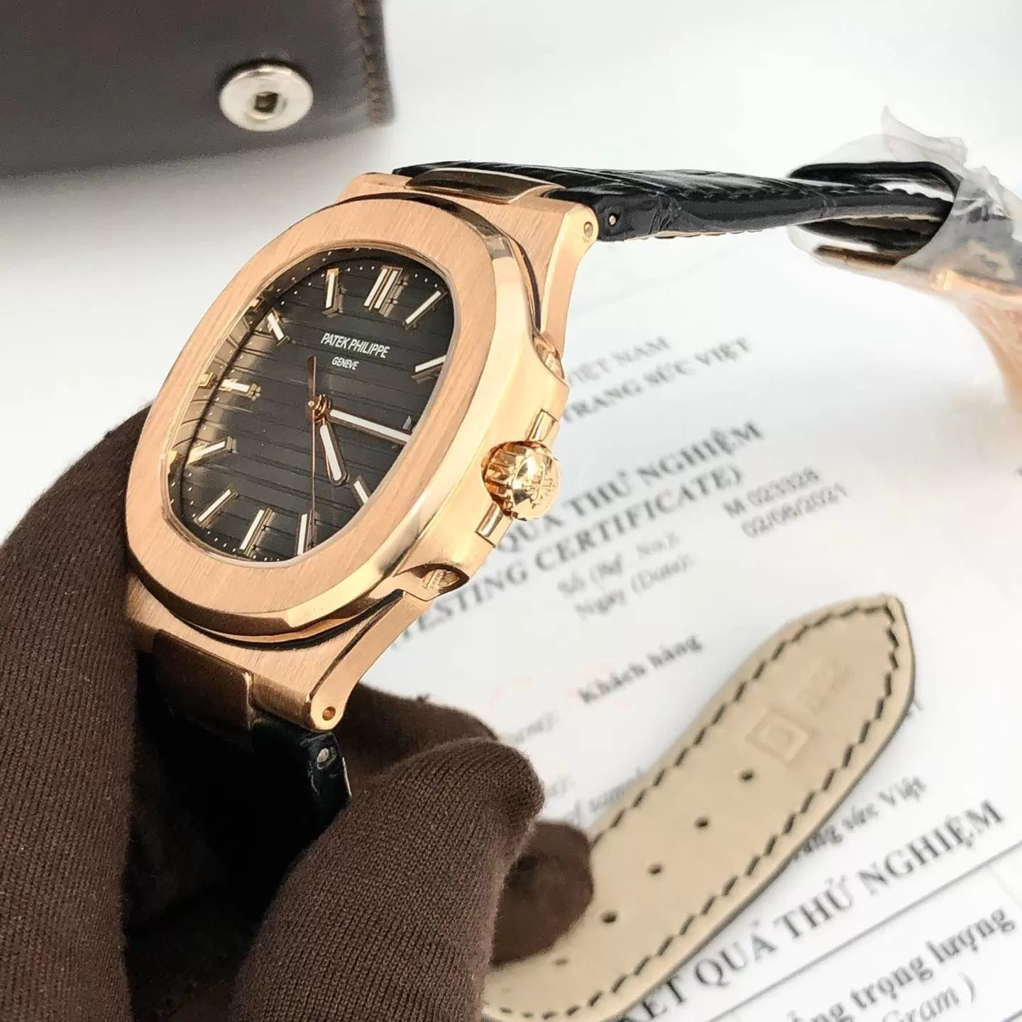 PATEK PHILIPPE NAUTILUS 5711/1R VÀNG ĐÚC 18K - Ảnh 3