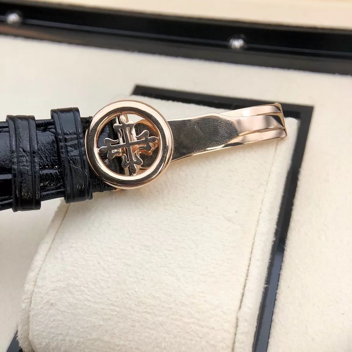 PATEK PHILIPPE ANNUAL CALENDAR 5205R-010 ROSE GOLD 18K - Ảnh 4