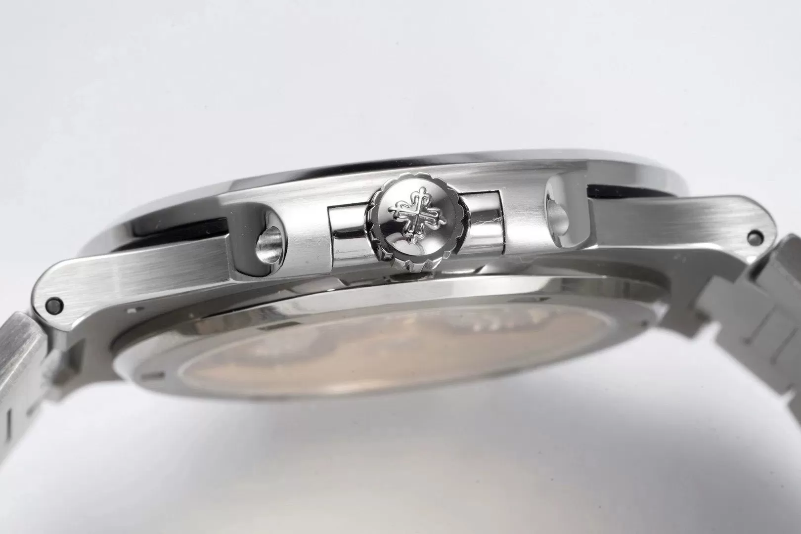 Patek Philippe Nautilus 7018/1A WHITE GOLD DIAMONDS - Ảnh 6