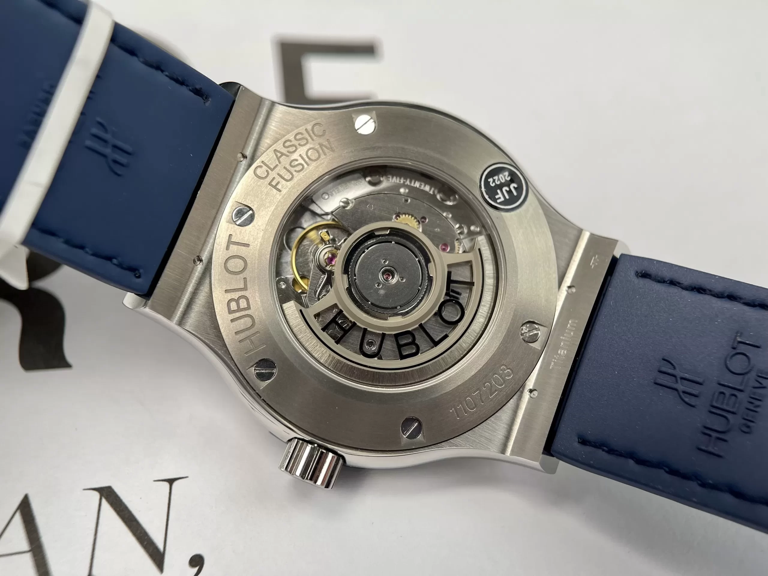 HUBLOT CLASSIC FUSION 42 MM BLUE NAVY DIAMOND - Ảnh 4