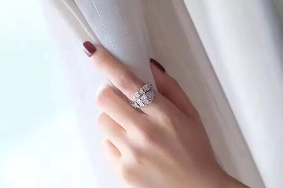 Nhẫn rắn BVLGARI vàng Trắng 18k - Ảnh 4