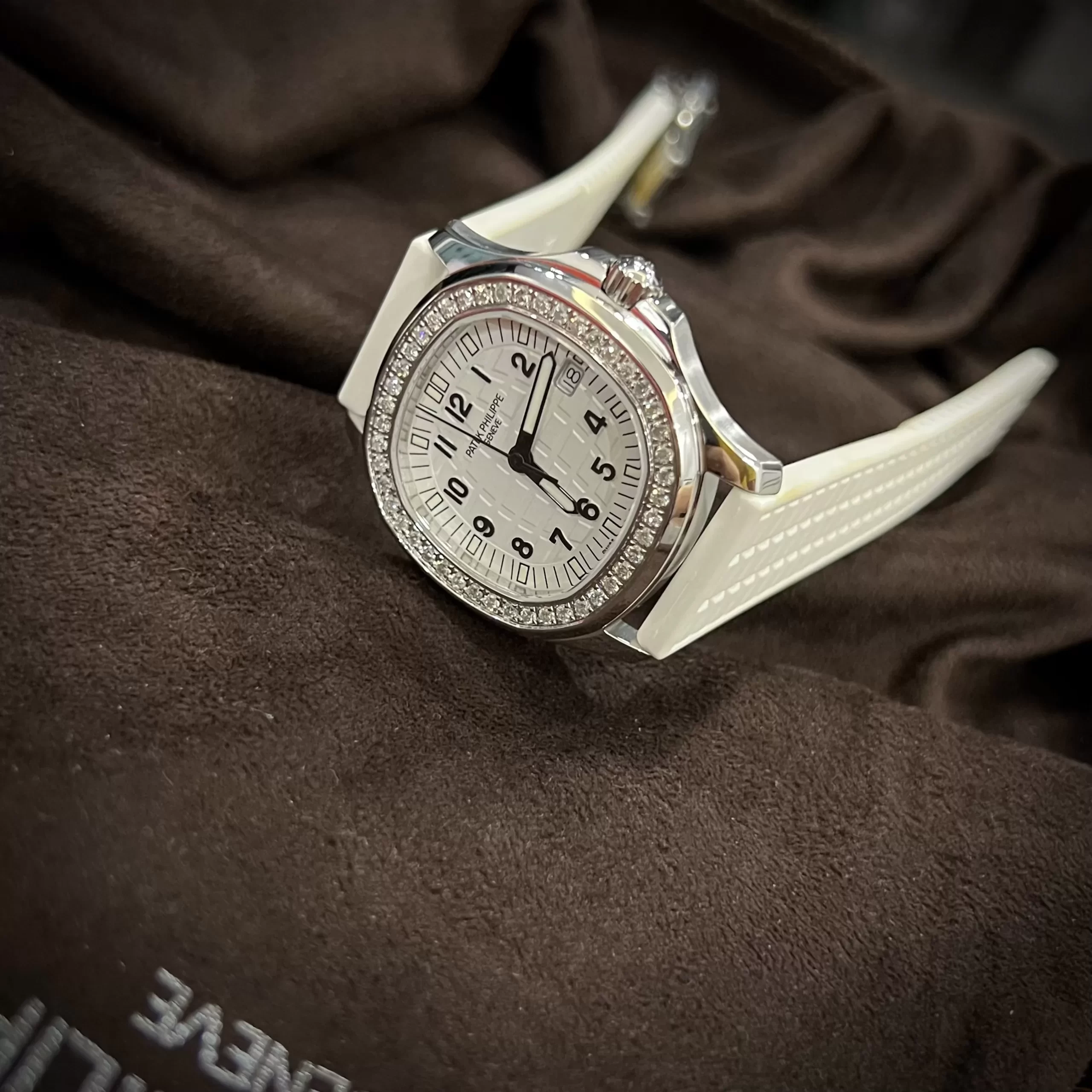 Đồng hồ Patek Philippe nữ 5067 Rep 1:1 Độ viền kim cương - Ảnh 6