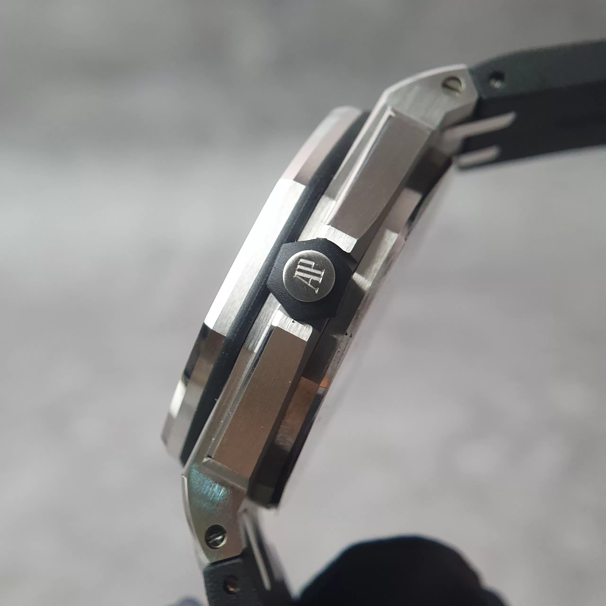 Đồng Hồ Audemars Piguet Rep 1:1 Royal Oak Offshore Diver 15710ST.OO.A002CA.01 - Ảnh 6