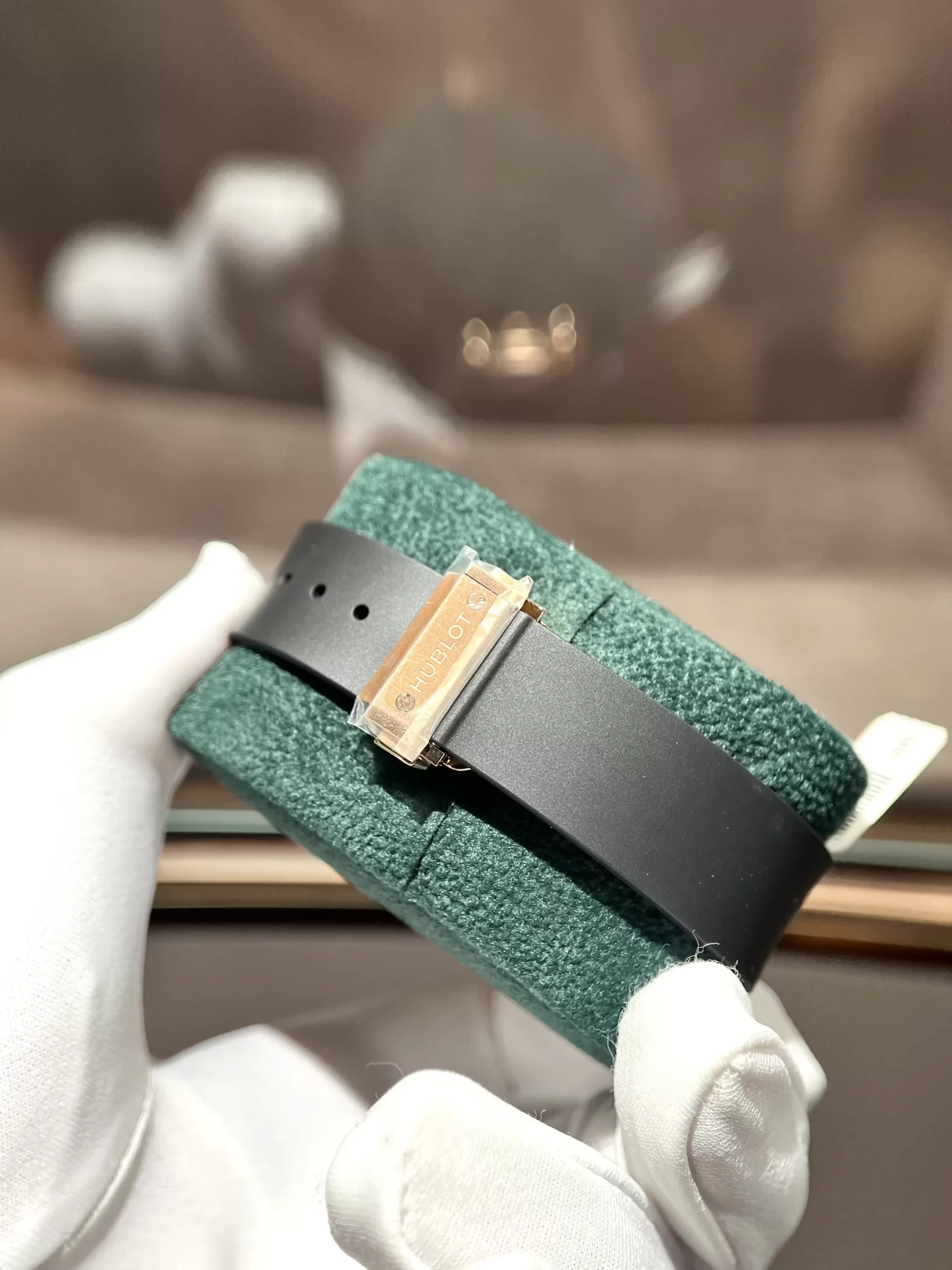 Đồng hồ Hublot Like Auth 1:1 Classic Fusion Orlinski King Gold 40mm 550.OS.1800.RX.ORL19 Full Diamond - Ảnh 6