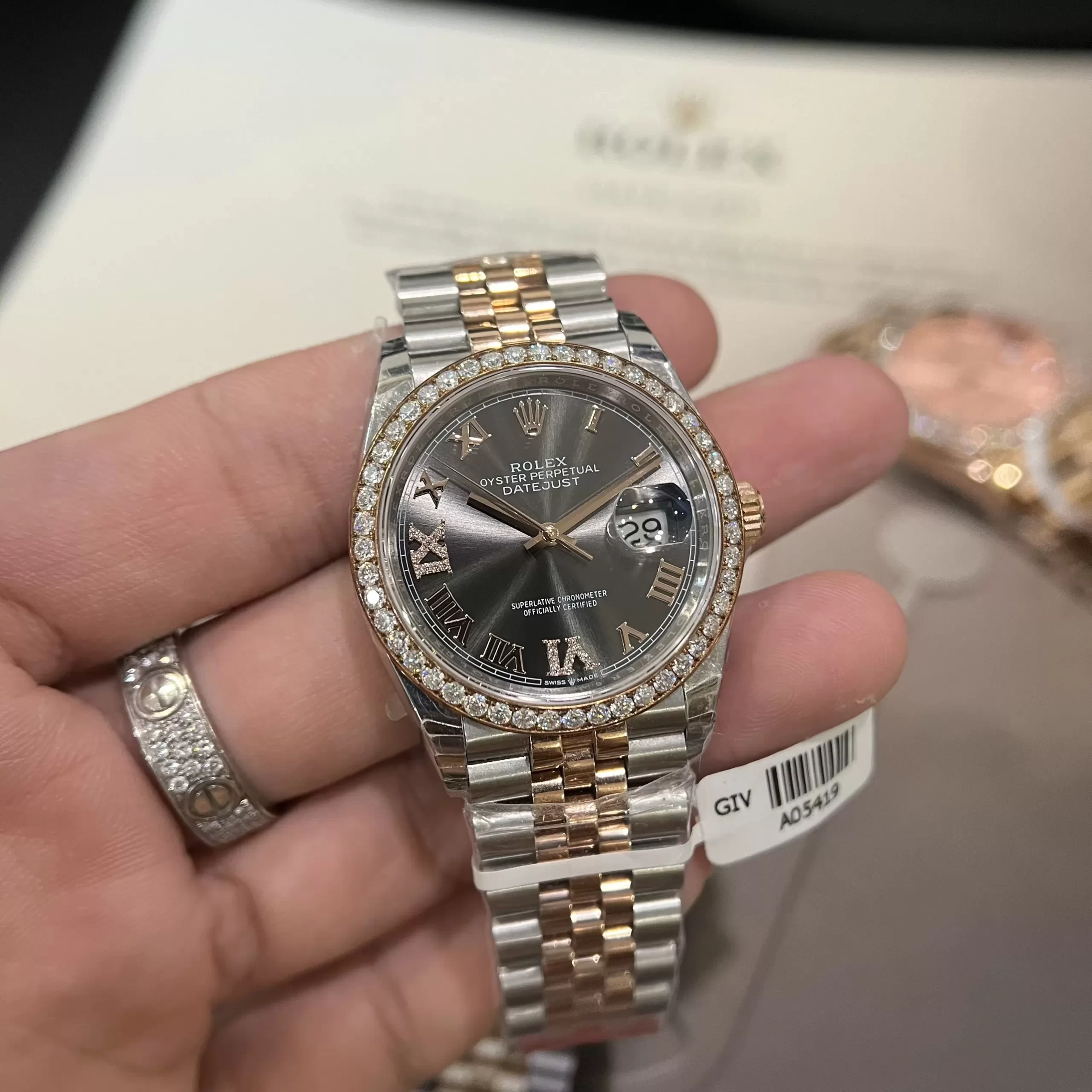 Đồng Hồ Rolex Siêu Cấp 1:1 Datejust 36 126281RBR Mặt Số Rhodium Tối Cọc Số La Mã - Ảnh 3