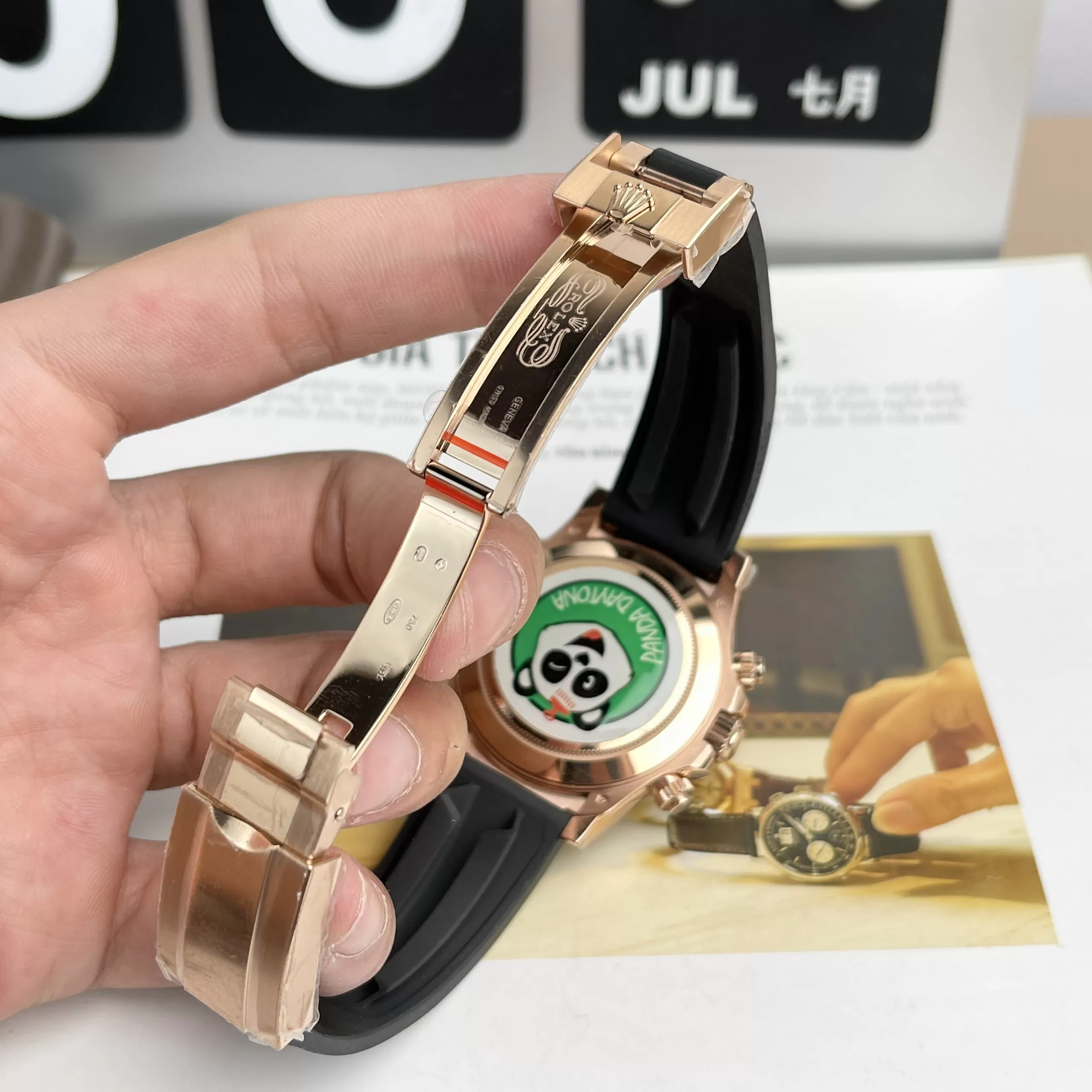 Đồng Hồ Rolex Siêu Cấp 1:1 Cosmograph Daytona 116515LN Mặt Số Hồng Đen - Ảnh 3