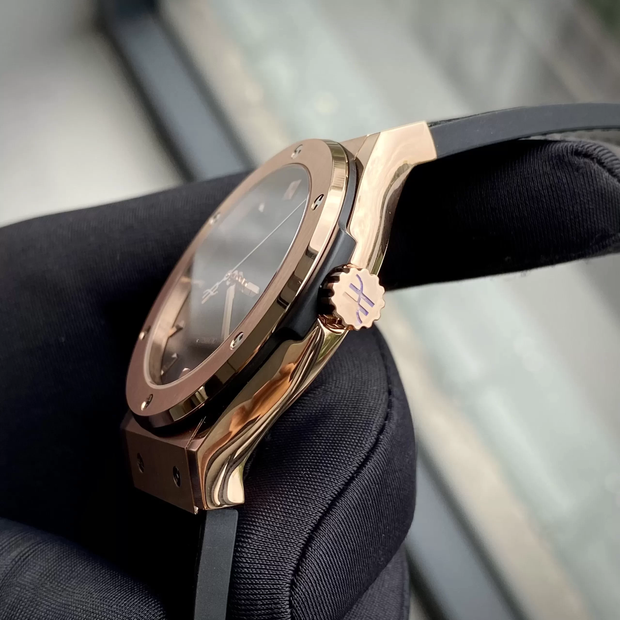 Đồng Hồ Hublot Replica Classic Fusion King Gold Mặt Số Đen - Ảnh 5