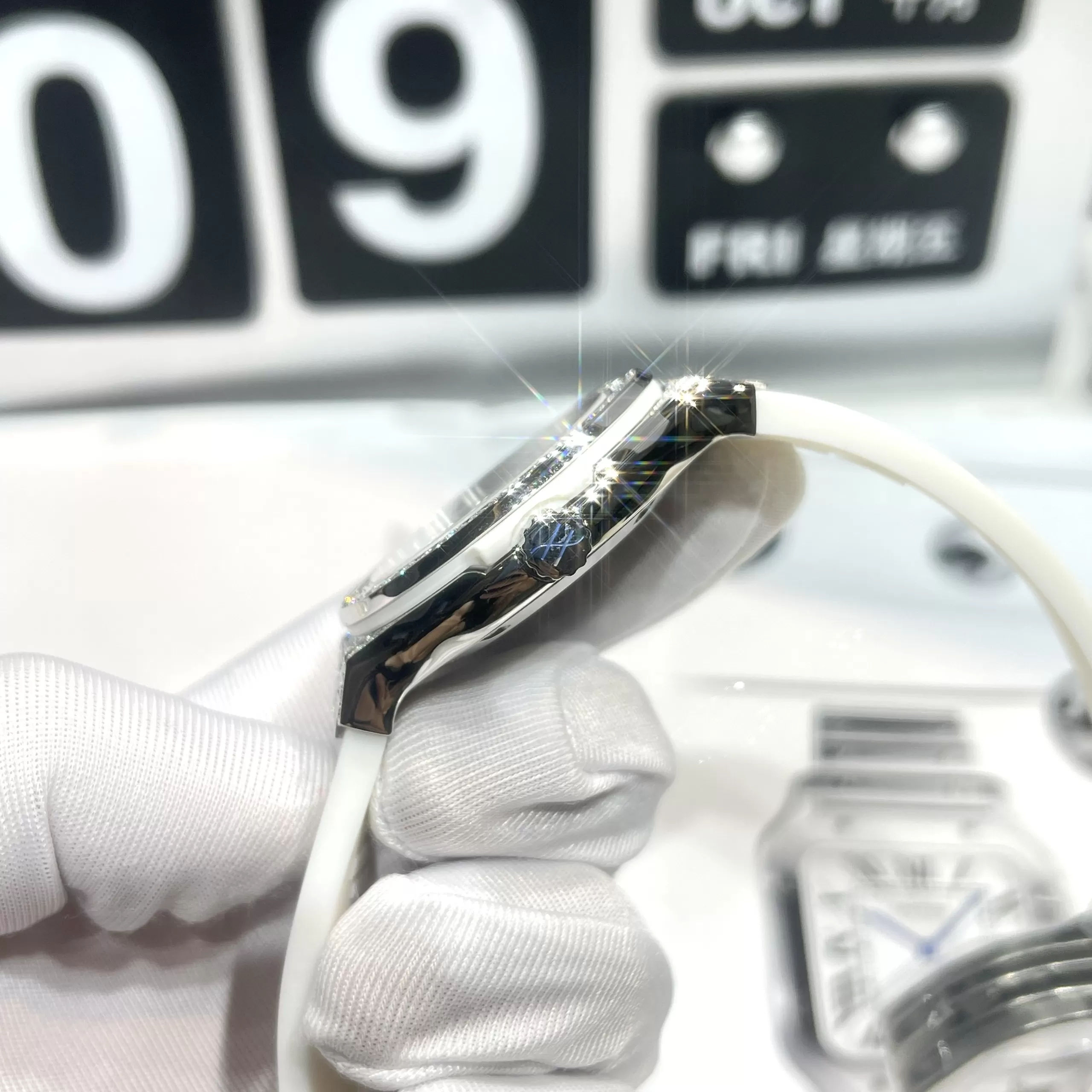 Đồng Hồ Hublot Siêu Cấp Classic Fusion Full Kim Cương - Ảnh 6