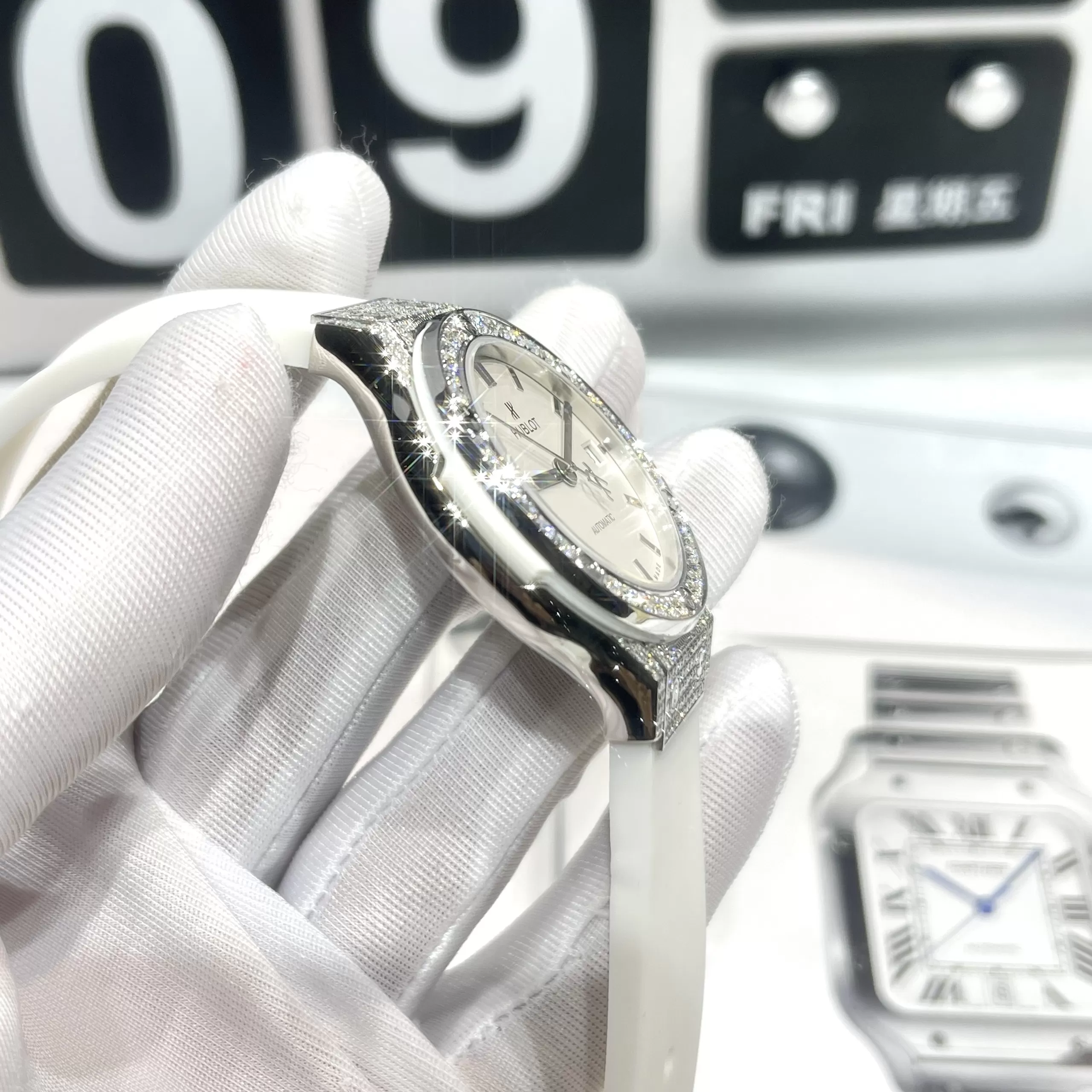 Đồng Hồ Hublot Siêu Cấp Classic Fusion Full Kim Cương - Ảnh 5