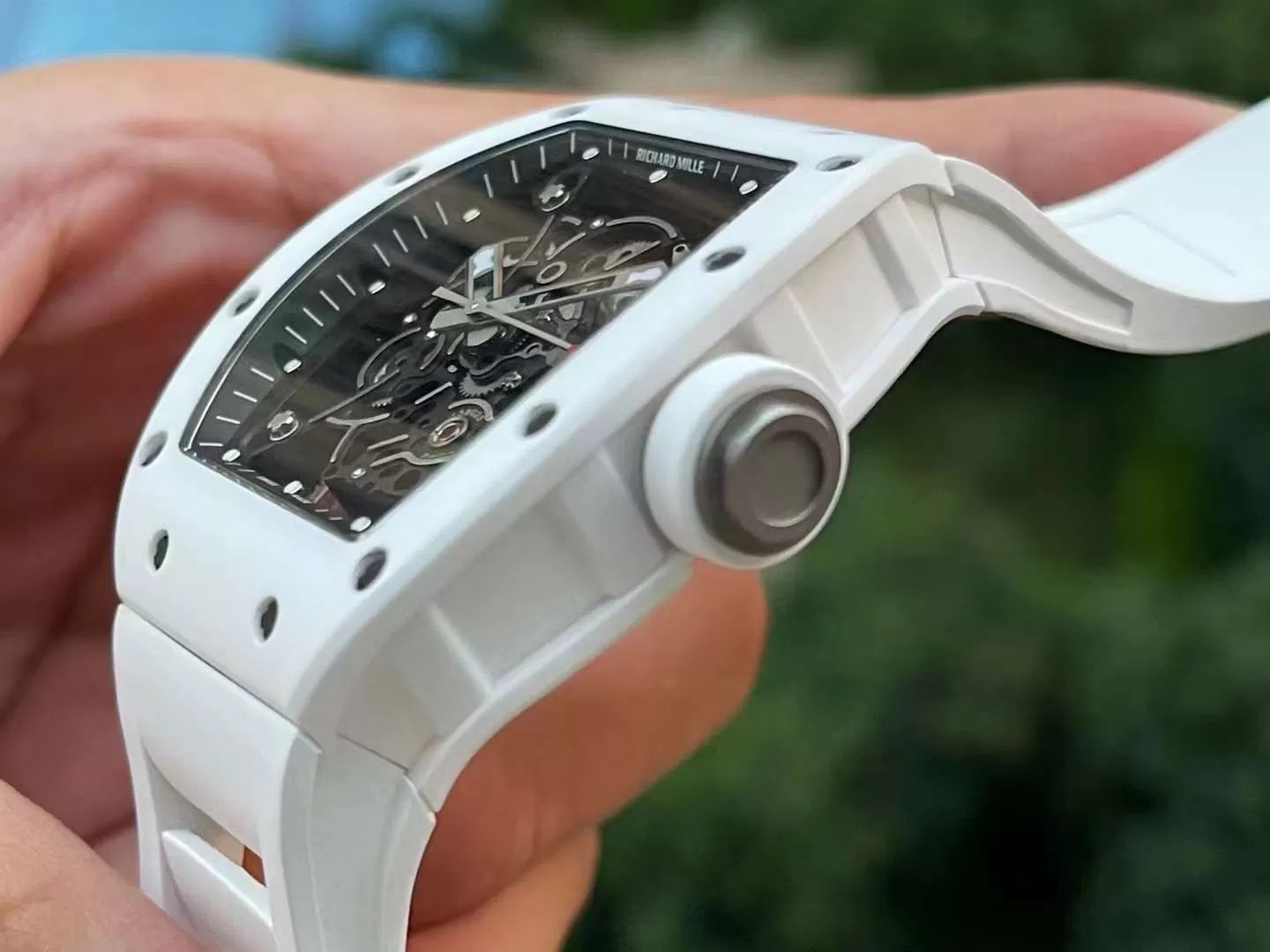 Đồng Hồ Richard Mille Siêu Cấp RM055 Carbon All White 44mm - Ảnh 4