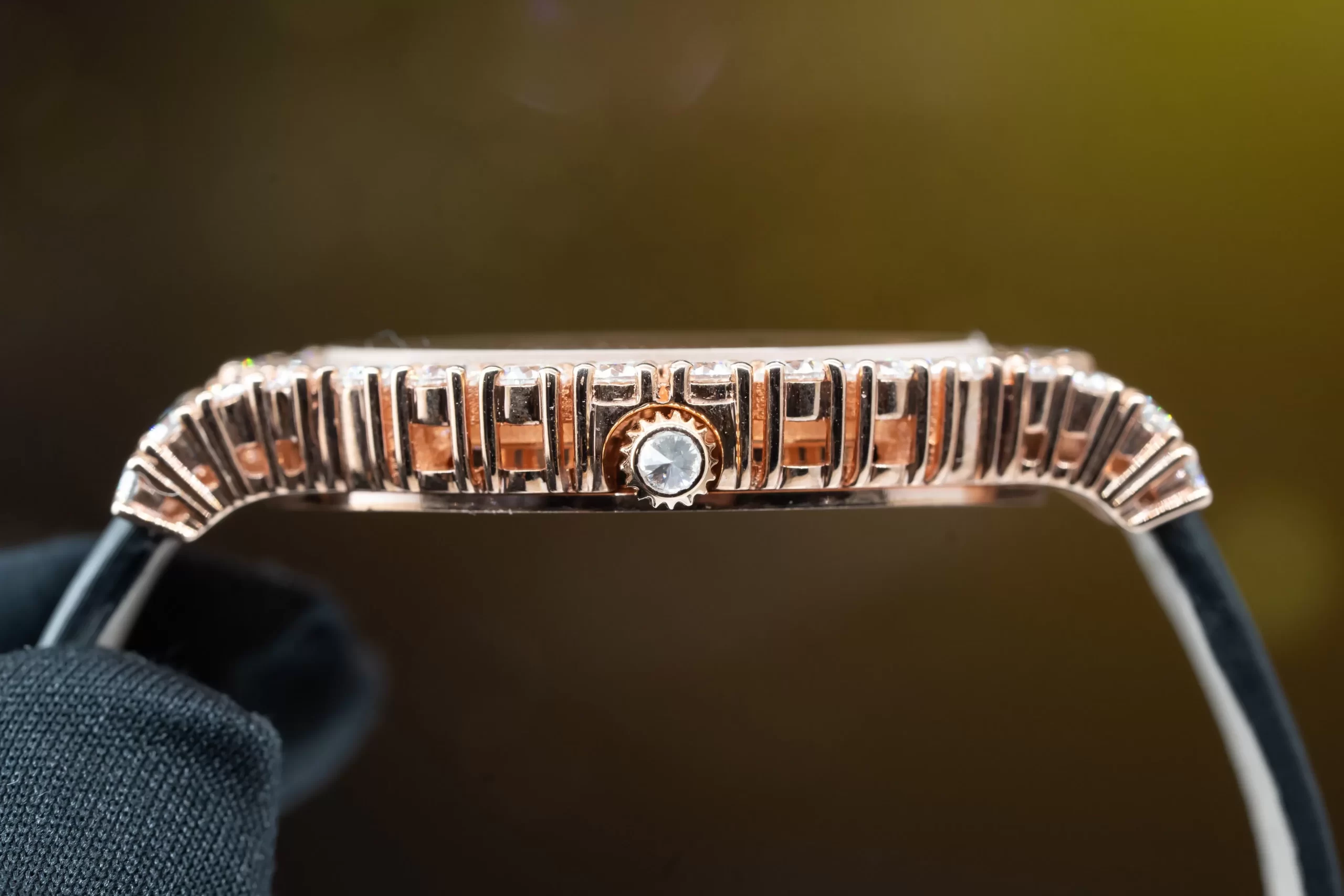 Chopard vàng đúc 10k kim moissanite - Ảnh 3