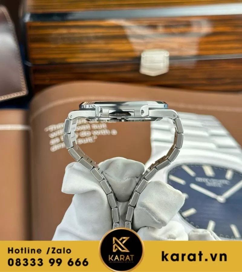 Đồng hồ Patek Philippe Nautilus 5811 blue tinh chỉnh toàn bộ - Ảnh 9
