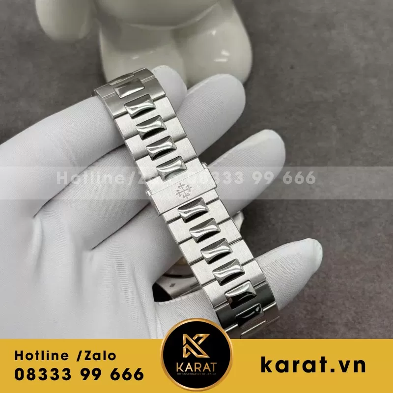 Đồng hồ Patek Philippe Nautilus 5711/110P Chế Tác Platinum Baguette Diamond - Ảnh 6