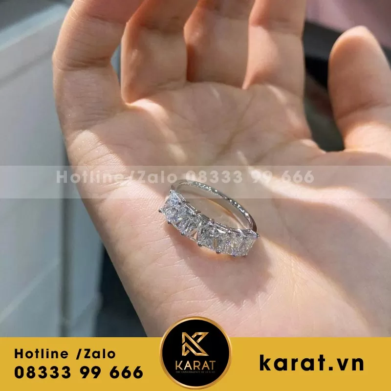 Nhẫn Nữ Thiết Kế Vàng Trắng 18K Kim Cương Thiên Nhiên - Ảnh 4