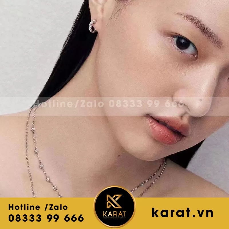 Chanel necklaces 18k