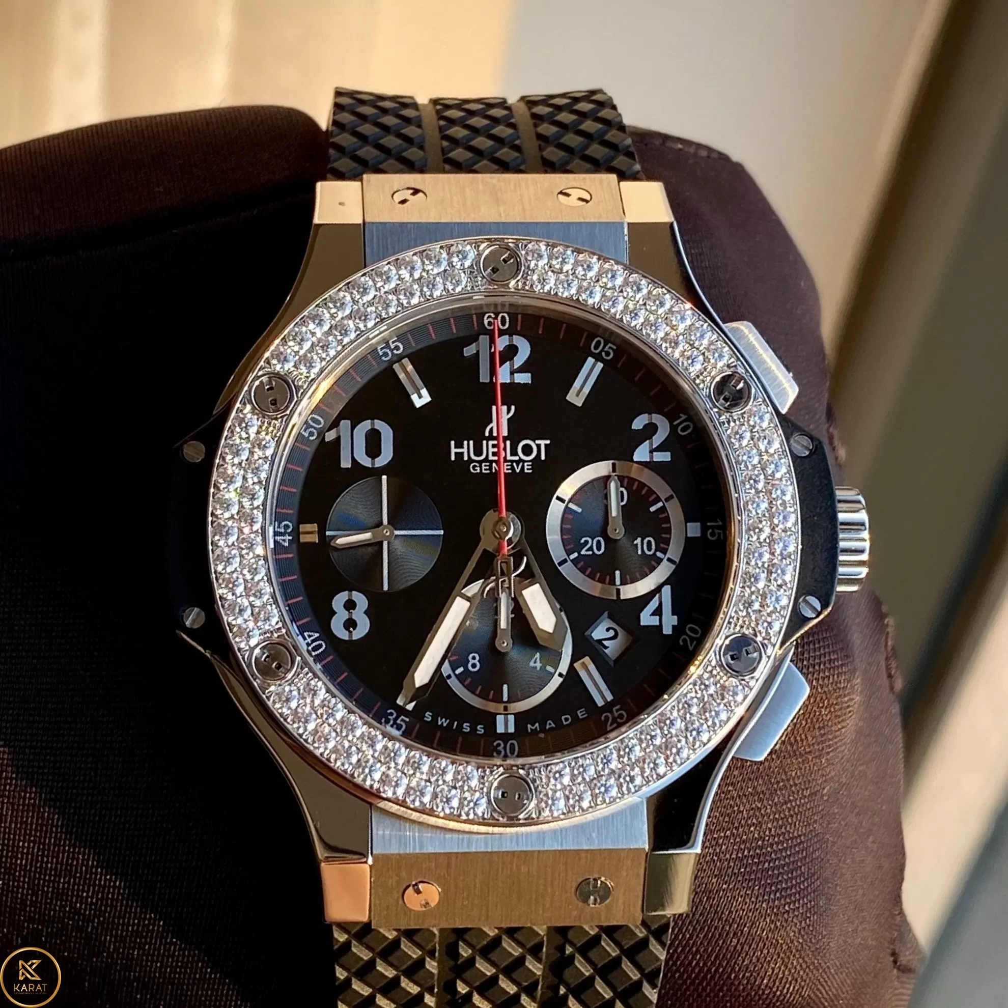 Đồng Hồ Hublot Replica Big Bang King Gold Viền Kim Cương
