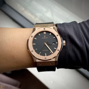 Đồng Hồ Hublot Replica Classic Fusion King Gold Mặt Số Đen