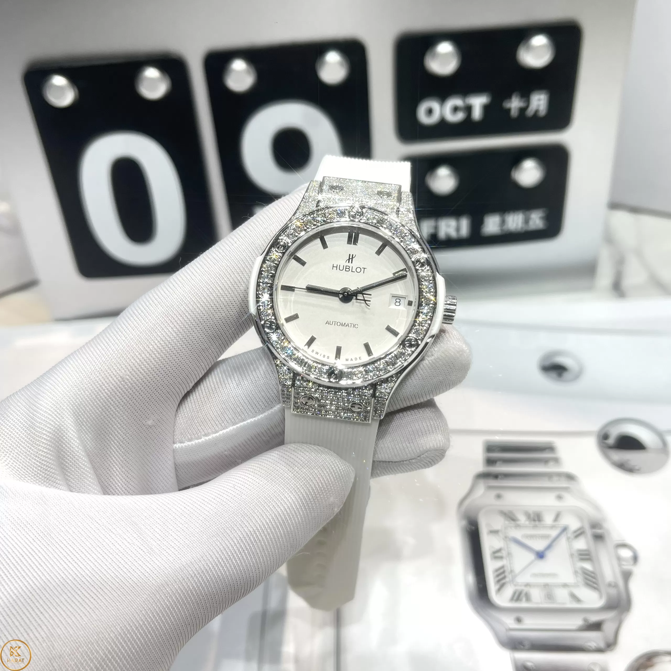 Đồng Hồ Hublot Siêu Cấp Classic Fusion Full Kim Cương