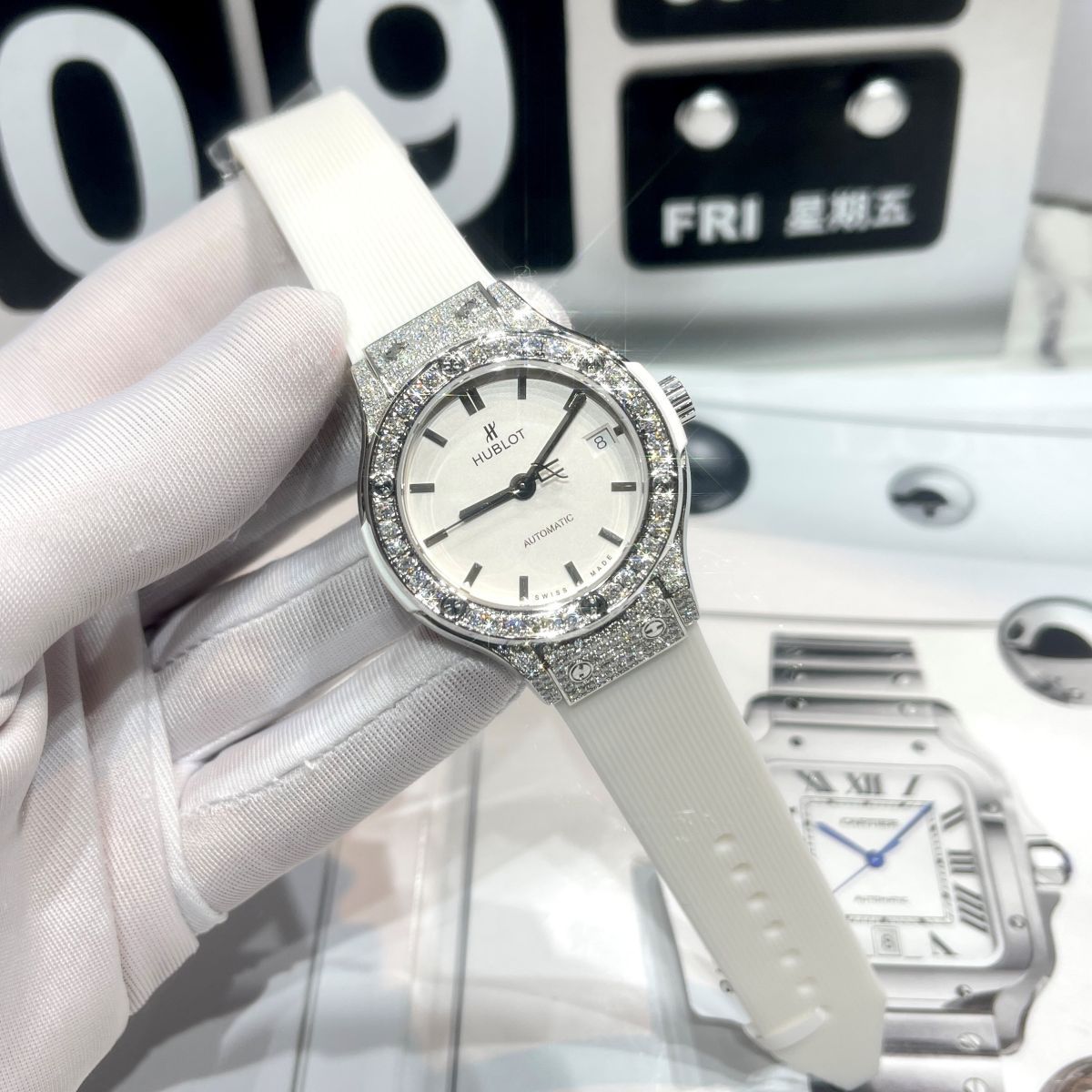 dong-ho-hublot-sieu-cap-classic-fusion-full-kim-cuong-3