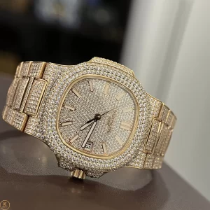 Đồng Hồ Patek Philippe Nautilus 5719 Replica 1-1 Full Diamond
