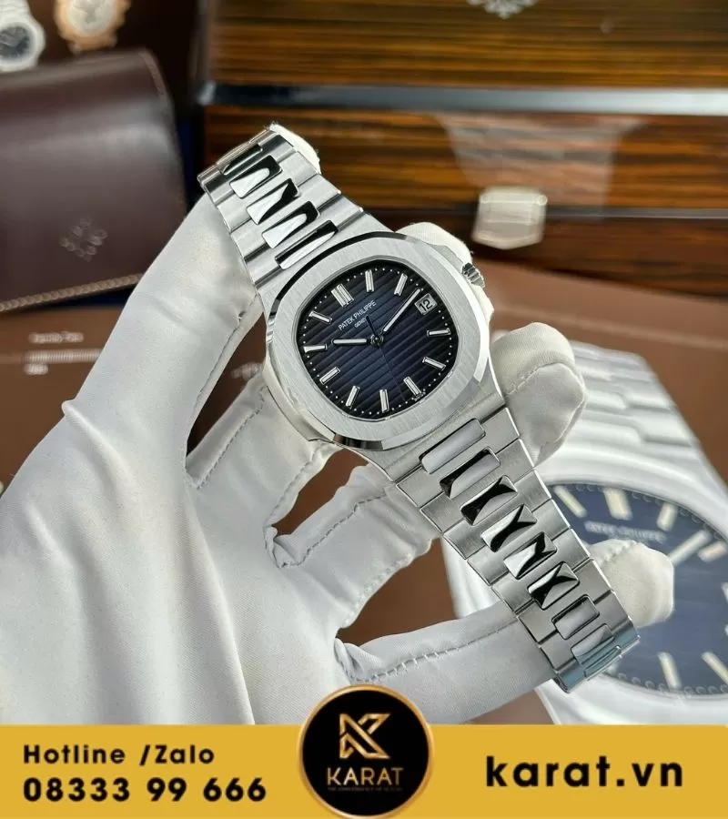 Đồng hồ Patek Philippe Nautilus 5811 blue tinh chỉnh toàn bộ