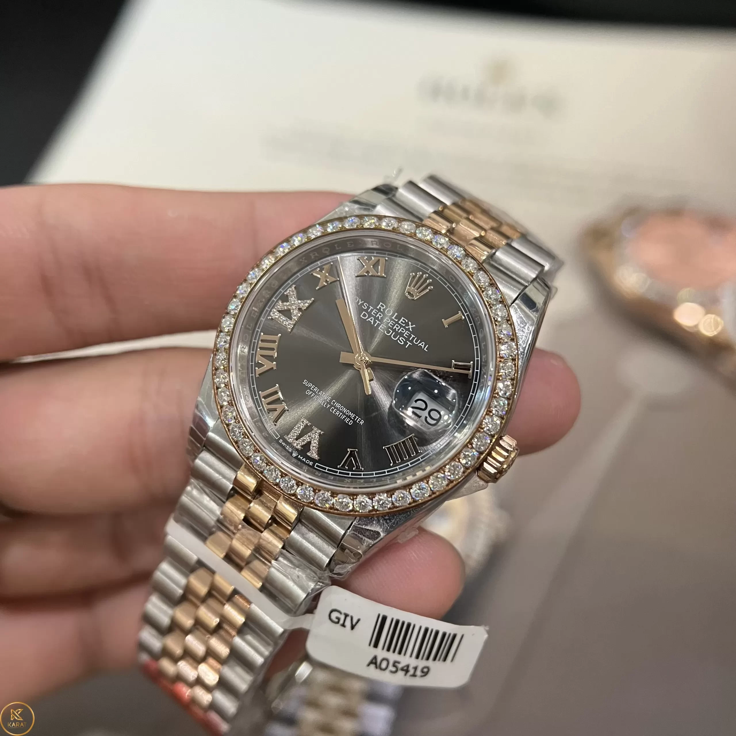 Đồng Hồ Rolex Siêu Cấp 1:1 Datejust 36 126281RBR Mặt Số Rhodium Tối Cọc Số La Mã