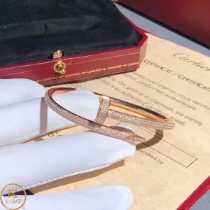 Lắc Tay Cartier Juste Un Clou Chế Tác Vàng Hồng 18k Đầu Đinh điểm kim cương