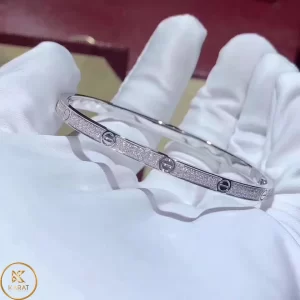 Lắc tay Cartier Love vàng trắng 18k