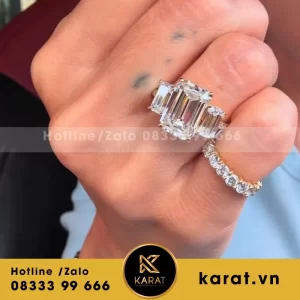 Nhẫn 3.8Ct Emerald Lab Diamond Trilogy