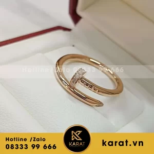 Nhẫn đinh Cartier chế tác vàng 18k