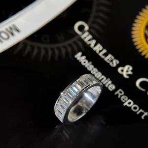 Nhẫn nam Chế tác Vàng trắng 18k, kim cương baguette thiên nhiên