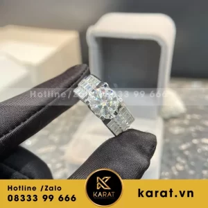 Nhẫn Nam Thiết Kế Vàng 18K Viên Chủ 10Ly Kim Cương Lad