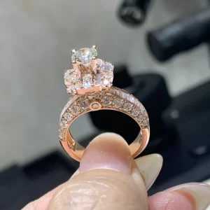 Nhẫn Nữ Chế Tác Vàng Hồng 18k Kim Cương Thiên Nhiên