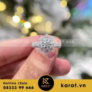 Nhẫn Nữ Chế Tác Vàng Trắng 18K Moisaanite