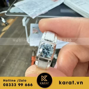 Ổ Nhẫn Vàng Trắng 18K Đá Moissanite Xanh