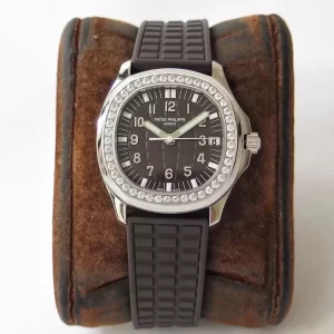 Patek Philippe Aquanaut 5067A-001 Diamonds