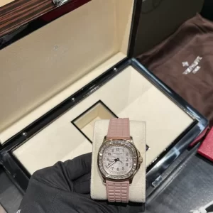 Patek Philippe Aquanaut 5072R-001 Chế Tác Vàng Hồng 18k , Kim Cương Bagutte