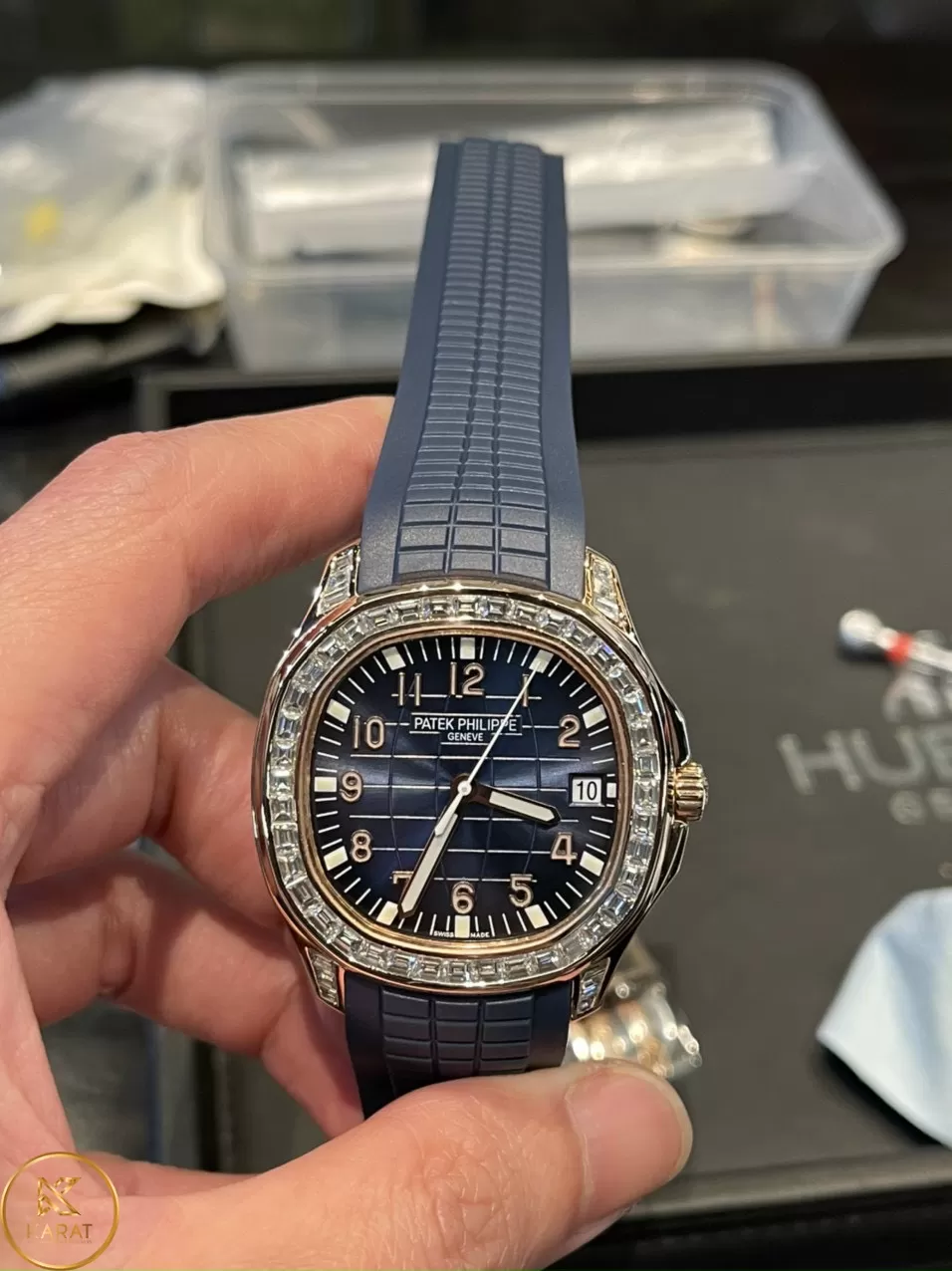 PATEK PHILIPPE AQUANAUT 5167/300R-001 ROSE GOLD 18K KIM CƯƠNG BAGUETTE