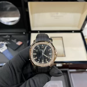 Patek Philippe Aquanaut 5167R Vàng Hồng 18k Kim Cương Thiên Nhiên