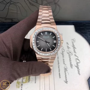 PATEK PHILIPPE NAUTILUS 5723/1R-010 ROSE GOLD 18K BAGUETTE DIAMONDS
