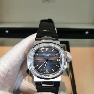 PATEK PHILIPPE NAUTINUS 5711 DÂY DA CHẾ TÁC VÀNG TRẮNG 18K KIM CƯƠNG THIÊN NHIÊN